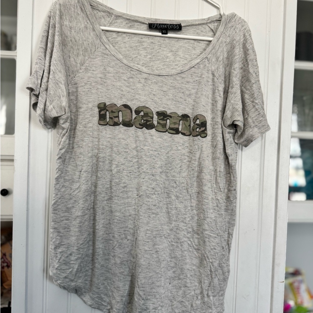 Gray “mama” Women's Top